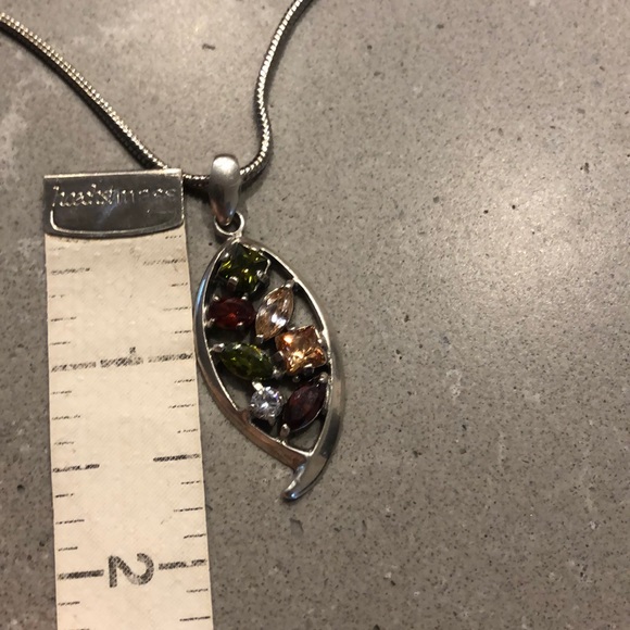 Sterling Silver Semi-Precious Stone Pendant - Picture 4 of 4
